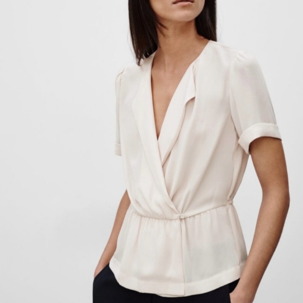 Babaton Aritzia Sherman Short Sleeve top M